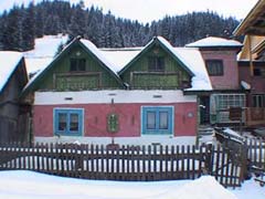 I'm a European - Videostills - Romanian houses